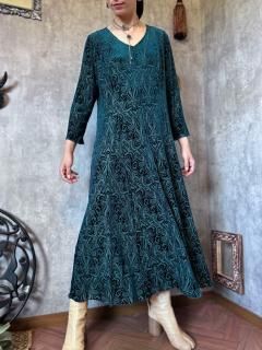 <img class='new_mark_img1' src='https://img.shop-pro.jp/img/new/icons14.gif' style='border:none;display:inline;margin:0px;padding:0px;width:auto;' />11/6()22:00䳫ϡ1990s GREEN VELVET DRESS