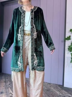 <img class='new_mark_img1' src='https://img.shop-pro.jp/img/new/icons14.gif' style='border:none;display:inline;margin:0px;padding:0px;width:auto;' />11/6()22:00䳫ϡ1990s GREEN VELVET LONG JACKET