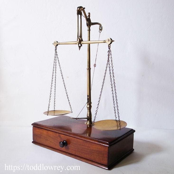 骨董 アンティーク 天秤はかり 木箱付き 骨董 アンティーク 天秤はかり 木箱付き アンティーク 置物 はかり