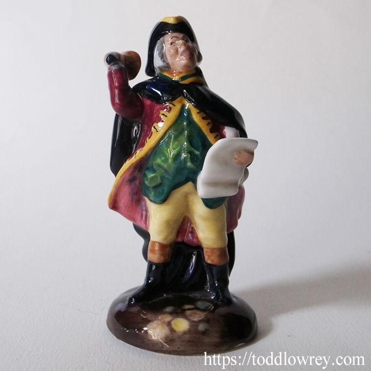 お触れ役は何を叫ぶ/ Vintage Royal Doulton Figure 