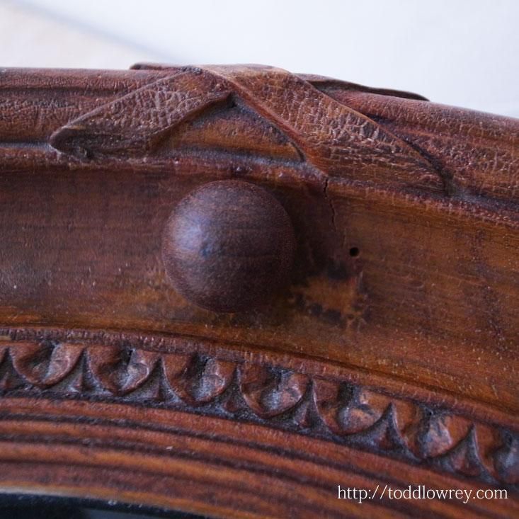 イギリスリージェンシー様式の鏡 優しい木の色に縁取られた凸面鏡 / Antique Victorian Regency