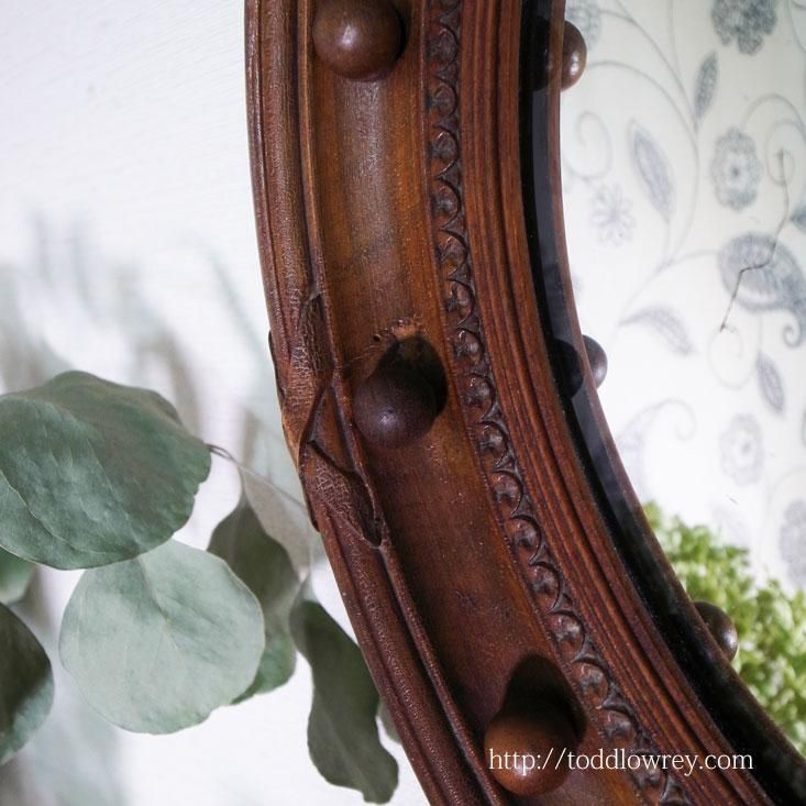 イギリスリージェンシー様式の鏡 優しい木の色に縁取られた凸面鏡 / Antique Victorian Regency