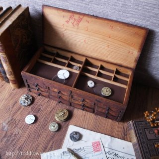時計職人のための極小の小部屋 /Antique Watch Maker's Drawers