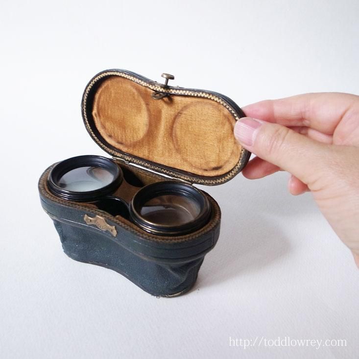 ナポレオンの蜜蜂が届けるオペラグラス / Antique Opera Glasses ナポレオンの蜜蜂が届けるオペラグラス / Antique Opera Glasses