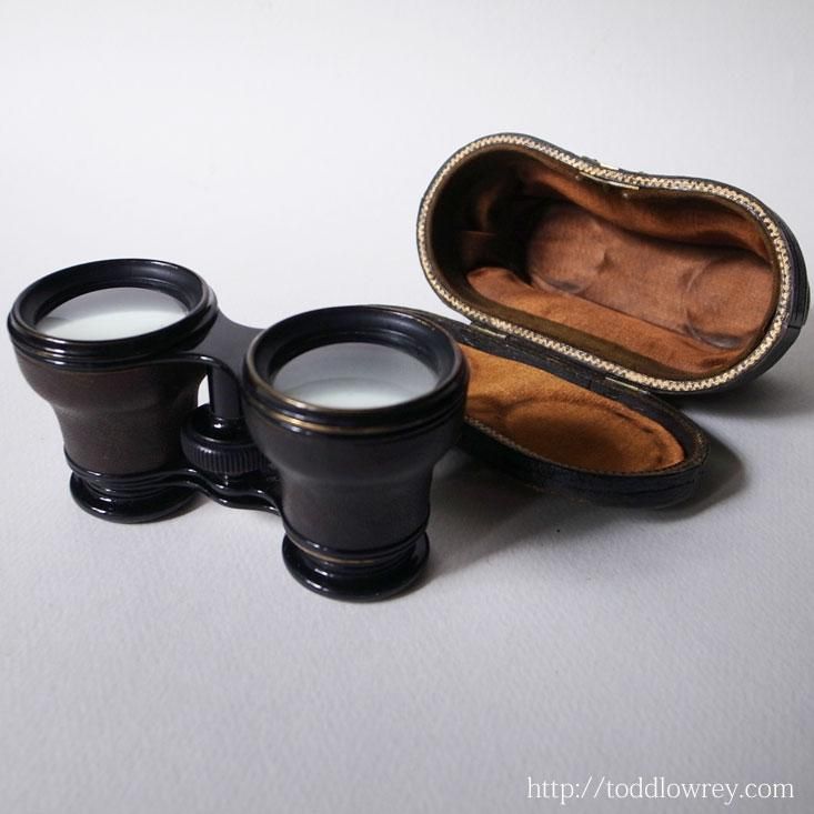 ナポレオンの蜜蜂が届けるオペラグラス / Antique Opera Glasses with