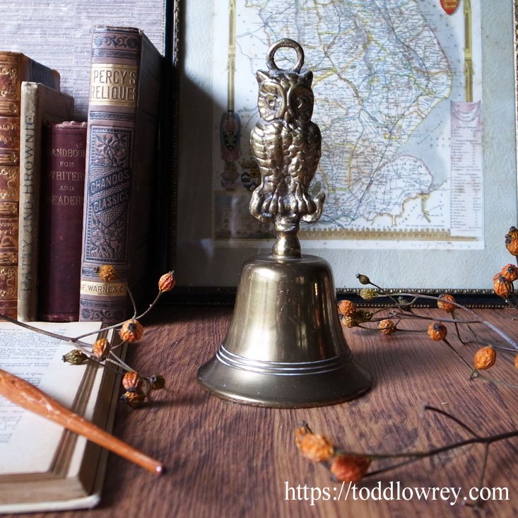 夜の森に響く音色 / Antique Table Bell with Owl - Todd Lowrey Antiques