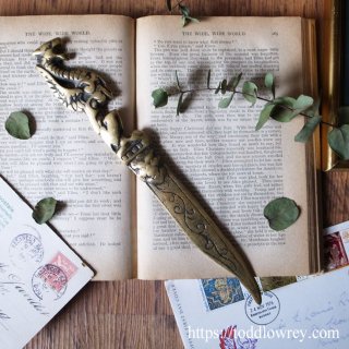 ドラゴンの剣 /Antique Brass Dragon Letter Opener
