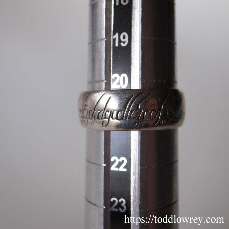 世界を支配する一つの指輪 / Vintage Silver Ring 世界を支配する一つの指輪 / Vintage Silver Ring
