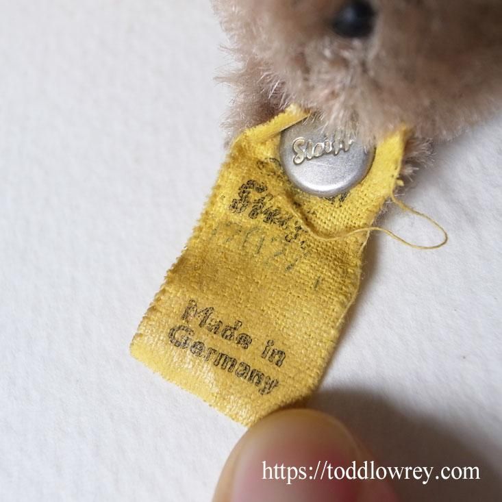 半世紀前のドイツから来たベア / Vintage Steiff Baby Teddy 半世紀前のドイツから来たベア / Vintage Steiff Baby Teddy