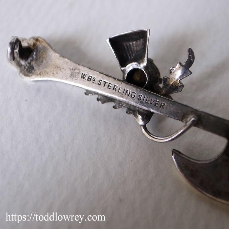 スコットランド国花を絡ませた銀の斧 Antique Sterling Silver Celtic Brooch Todd Lowrey Antiques スコットランド国花を絡ませた銀の斧 Antique Sterling Silver Celtic Brooch Todd Lowrey Antiques