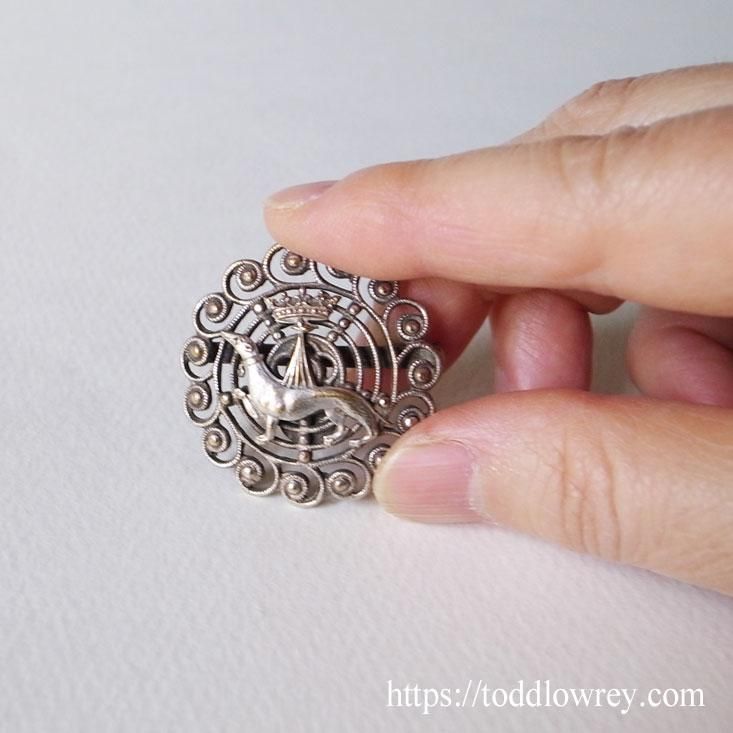 汚れるよりはむしろ死を/ Antique Silver Plated Brooch