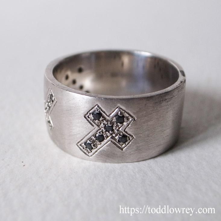 3本の十字架 / Vintage Sterling Silver Three Cross Ring 3本の十字架 / Vintage Sterling Silver Three Cross Ring
