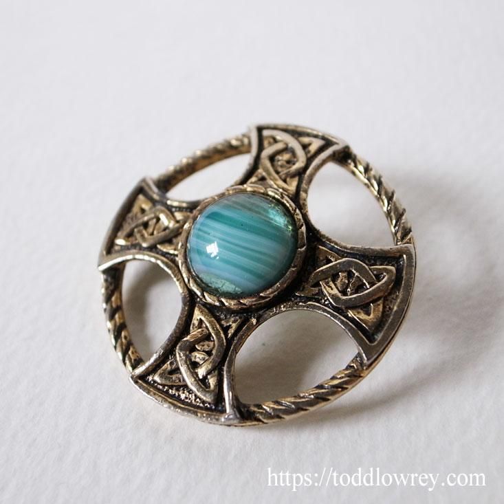 一匙のケルトデザインはいかが / Vintage Celtic Brooch - Todd Lowrey