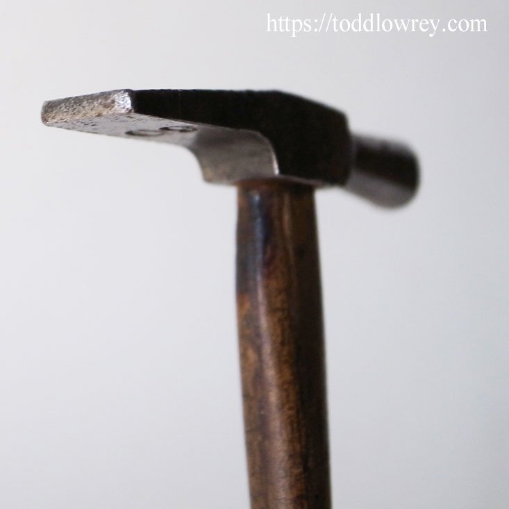 ハンマー持てばすべて釘 Antique Small Hammer Todd Lowrey Antiques