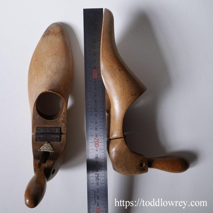 ロンドンのビスポーク・シューメーカーから/ Antique Pair of