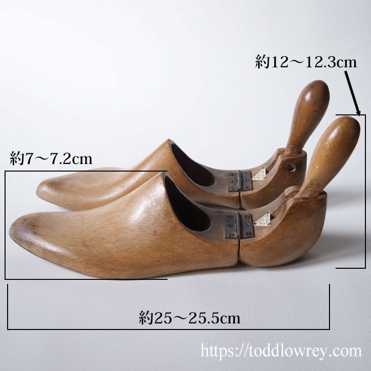 ロンドンのビスポーク・シューメーカーから/ Antique Pair of Wooden Shoe Trees 