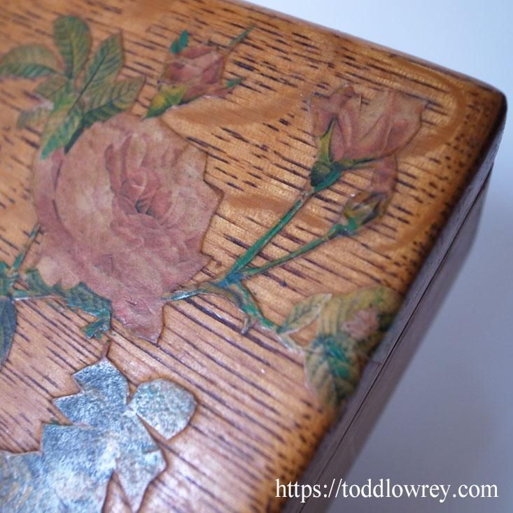 薔薇の木箱のチェスセット / Vintage Regency Style Chessmen 薔薇の木箱のチェスセット / Vintage Regency Style Chessmen