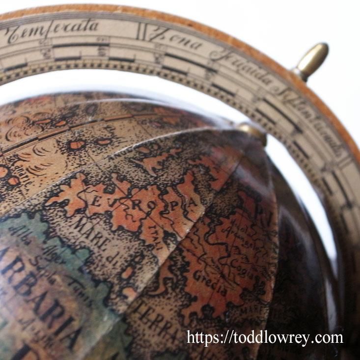 セピア色の黄道十二宮/Vintage Italian Zodiac Globe on Stand