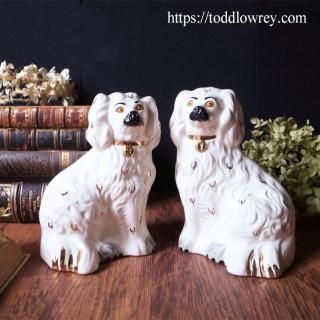 ロイヤルドルトン　フィギュア　キング チャールズ スパニエル 陶磁器/POTTERY - Todd Lowrey Antiques