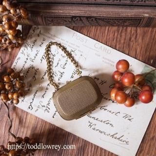 﫤Ԥ߾夲ʥ / Antique Brass Small Coin Purse