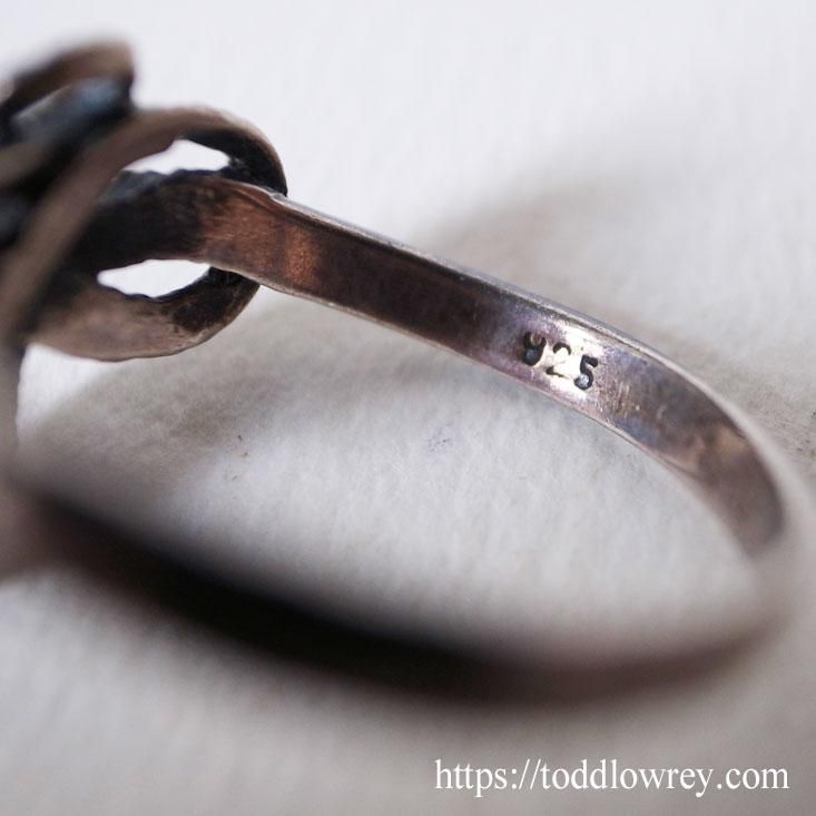 神秘的な知の象徴 / Vintage Silver Snake Ring - Todd Lowrey