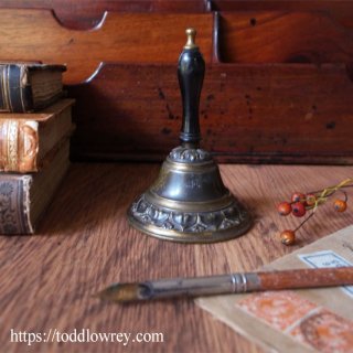 ġեĤ饢̡ؤζ / Antique Victorian Brass Table Bell
