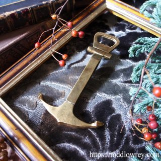 ぶれずに開けれる錨のオープナー/ Vintage Brass Anchor Corkscrew and Bottle Opener