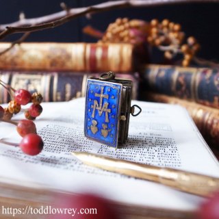 愛と献身が込められた奇跡のフォトブック / Antique French Miniature Religious Photo Book Charm of Jesus Christ Life 
