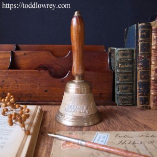 鐘を作るノルマンディーの町から / Antique Table Bell 
