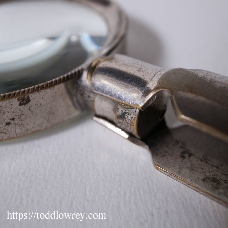 小粋で機能的なフランスのツール / Antique Folding Magnifying Glass - Todd Lowrey Antiques