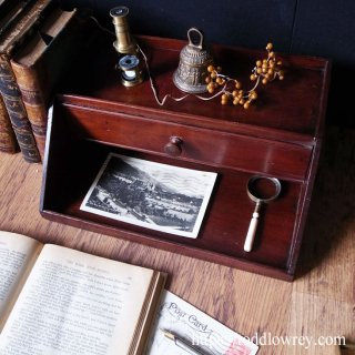デスク周りを整える小道具 / Antique Mahogany Desk Tidy 