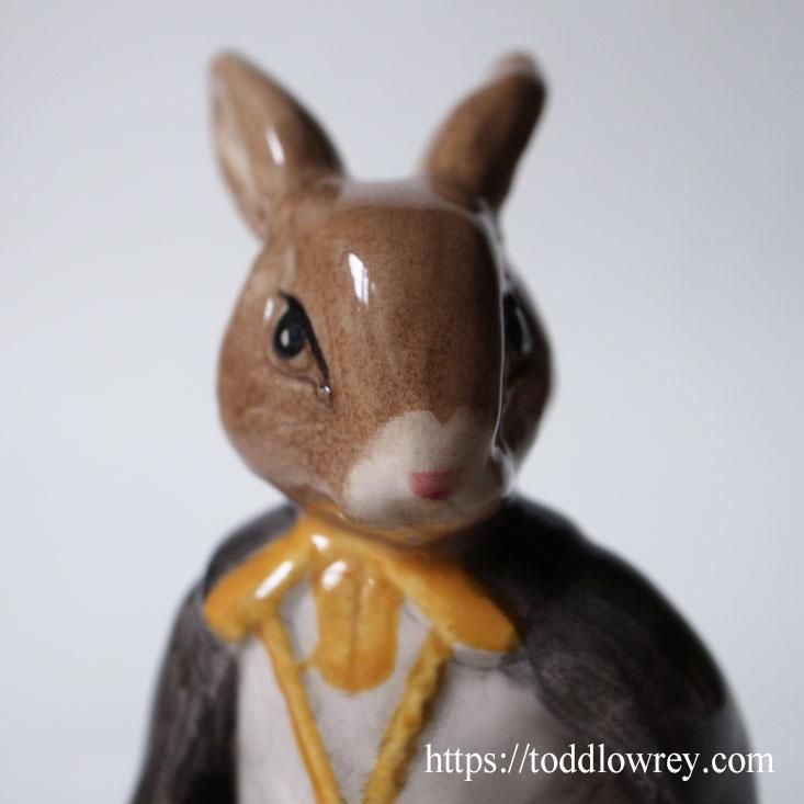 極悪非道の悪役ウサギ / Vintage Royal Doulton 