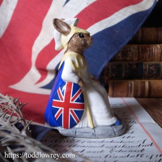 女神ブリタニアのウサギ / Vintage Royal Doulton 