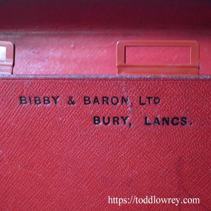 WILD氏のアタッシェケース / Antique Leather Attache Case with