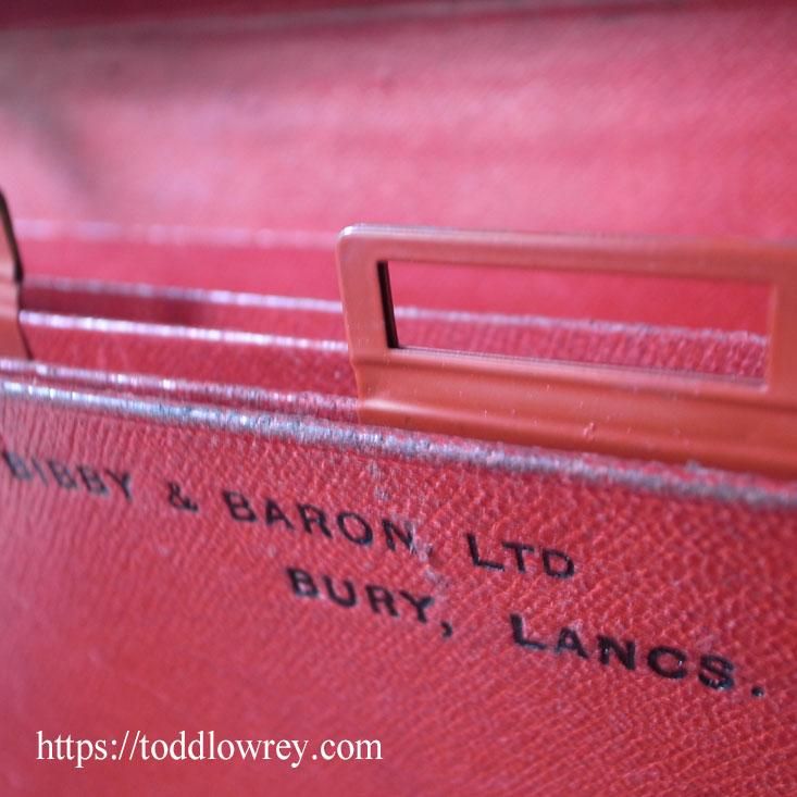 WILD氏のアタッシェケース / Antique Leather Attache Case with