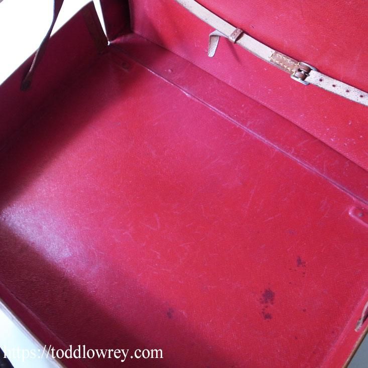 WILD氏のアタッシェケース / Antique Leather Attache Case with