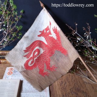 ドラゴンハートの国から / Antique Wales Flag on Pole