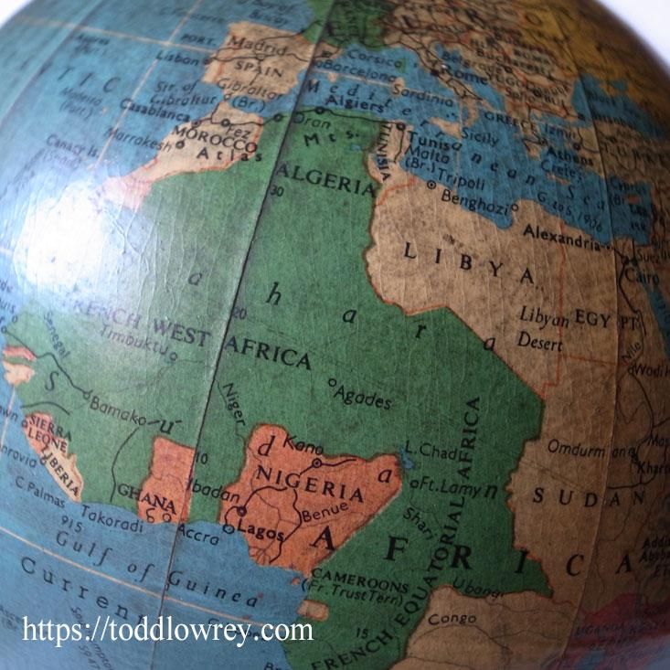 仏発☆MAISONS du MONDE☆ Pink&Goldの世界地図地球儀☆ Amazon | 仏発MAISONS du MONDE Pink&Goldの世界地図地球儀