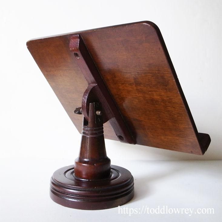 エドワーディアンの書見台はいかが / Antique Edwardian