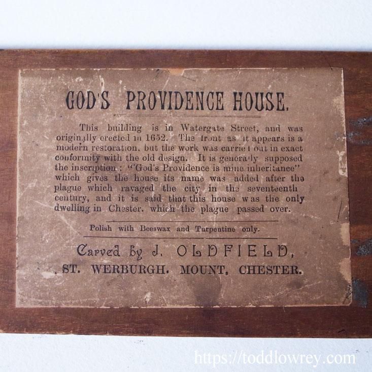 神の御心こそ我が財産 / Antique Wooden Plate by J. Oldfield