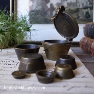 19Υ˥֥륰/ Antique Brass Nested Cup Weights