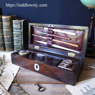 ڥͦ᤿鯤ξȢ / Antique Victorian Rosewood Travelling Writing Box with Contents