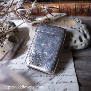 ޤ䤫ʶ俧ζΤ򰦤Ǥ / Antique Victorian Silver Plated Vesta Case