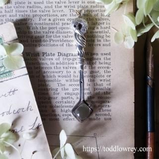 ʤĻ󥺤 / Antique Victorian Sterling Silver Stanhope Magnifying Glass with Heron 1896