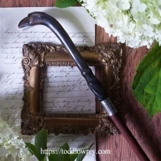 Ȥʿ»Τ̤ʰ / Antique Bird Grip Walking Stick
