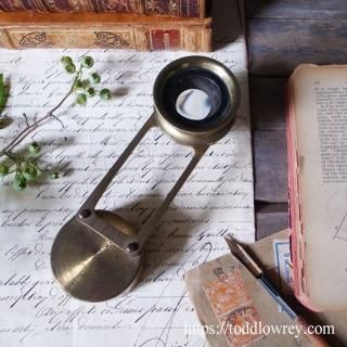 ȥꥢο»ΤΤ褦 / Antique Victorian Brass Desktop Magnifying Glass