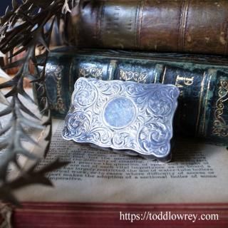ʪ / Antique Silver Plated Snuff Box by Joseph Gloster Ltd.