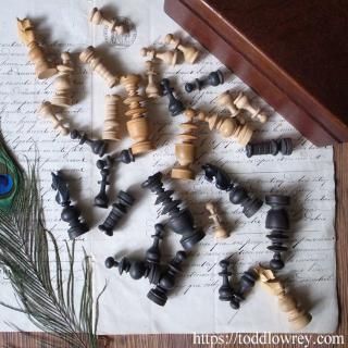 ĹǤ / Antique Regency Style Chessmen with Oak Box