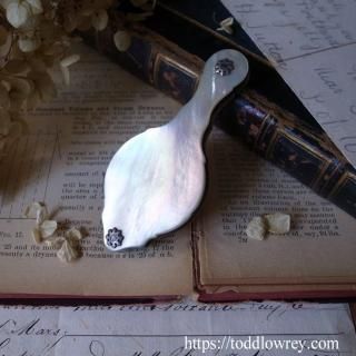 򤯵򰦤Ǥ / Antique MOP Cased Folding Magnifying Glass