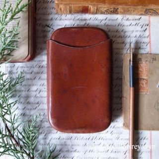 ⤤դ / Antique Leather Cigar Case